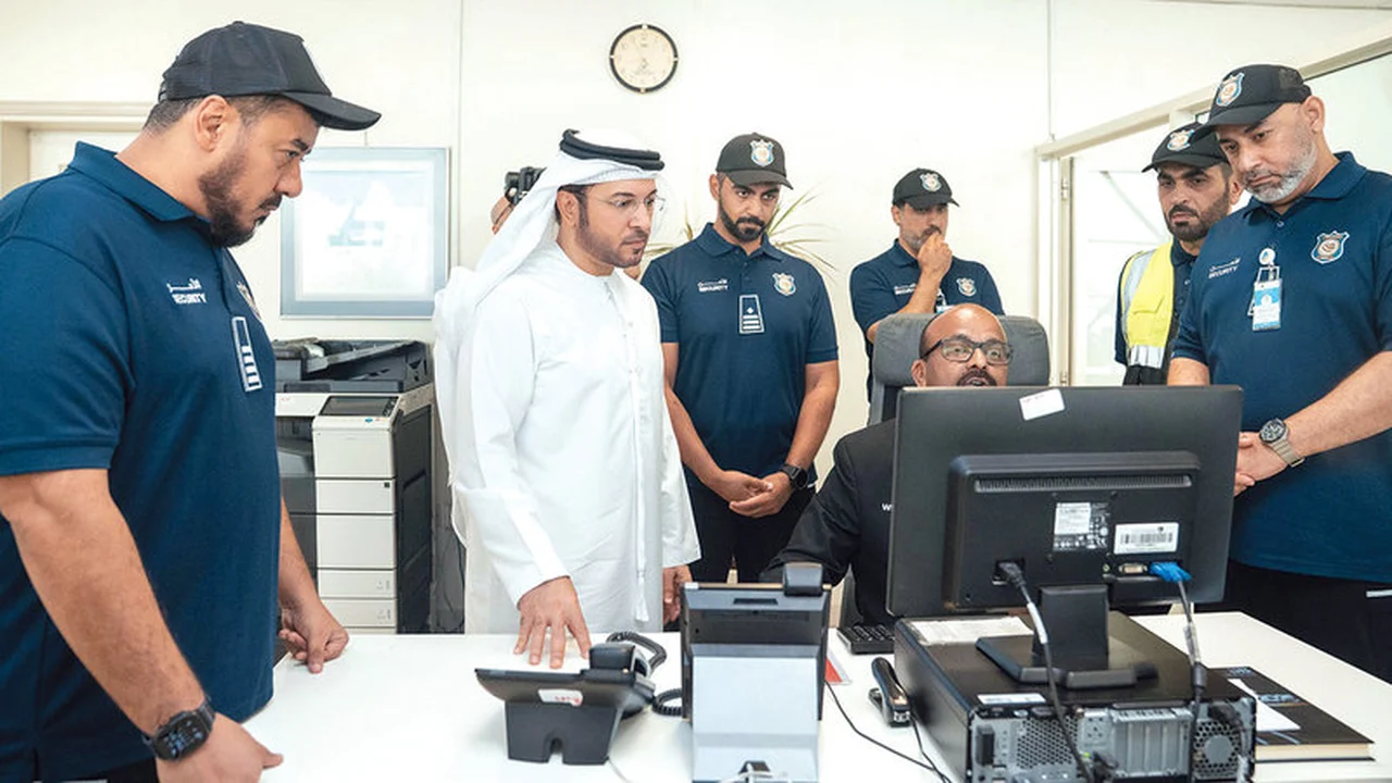 دبي تسجل 850 ألف تصريح دخول للموانئ والجمارك في ستة أشهر